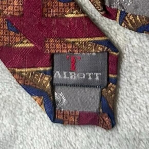 Robert Talbott XL BOC Red Geometric Silk Tie 3.875”x66” Designer Necktie USA - Picture 6 of 7